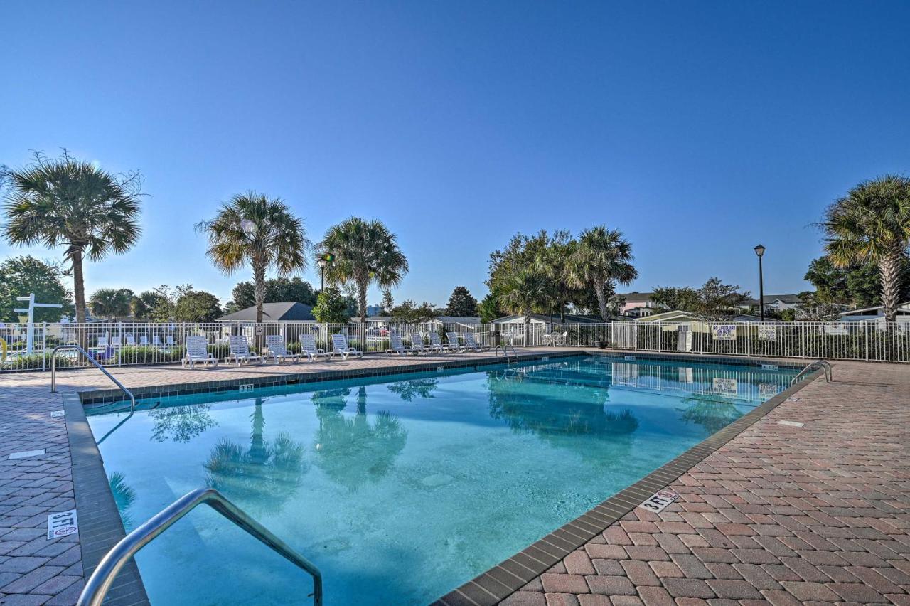 Lovely Myrtle Beach Getaway - Walk To Beach! Exterior photo
